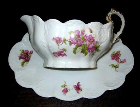 LSS108 Gravy Boat & Underplate/Relish