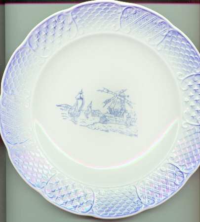 LIA82 by Limoges-American