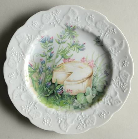 Dan180 Canape Plate