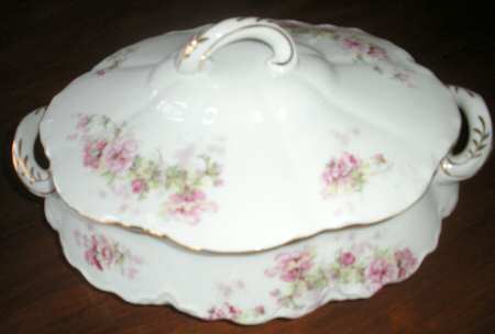 1600 Oval Covered Vegetable