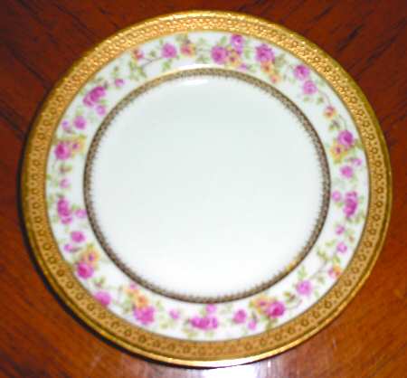 LIM217 by Limoges-French