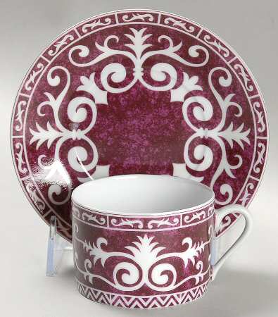 Tzarine Flat Cup & Saucer Set