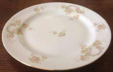 LIM223 Luncheon Plate