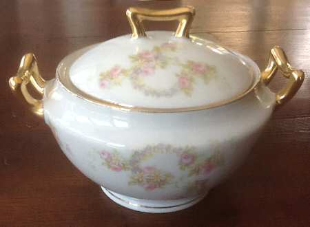 LIM223 Sugar Bowl & Lid