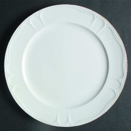 White Sands (Gold Trim) by Lenox