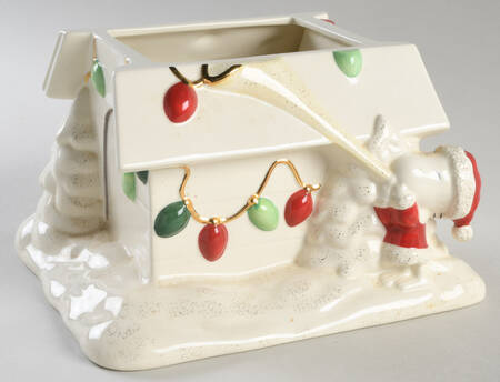 Snoopy's Christmas Cookie Jar No Lid