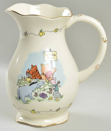 Classic Pooh 62 Oz Pitcher