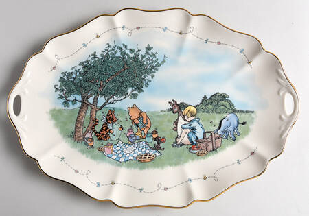 Classic Pooh 16" Oval Serving Platter