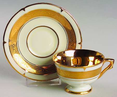 Pompadour Footed Demitasse Cup & Saucer Set