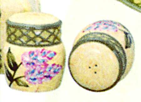Emma's Garden Salt & Pepper Set