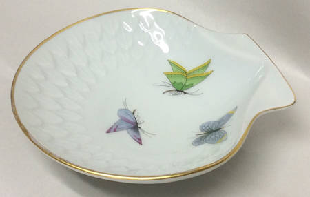 LIM235 5" Shell Shaped Dish