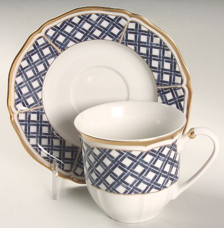 Lattice Flat Cup & Saucer Set