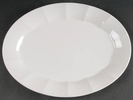 Boxwood 14" Oval Serving Platter