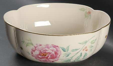 Morningside Cottage Centerpiece