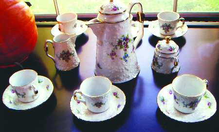 LIM247 by Limoges-French