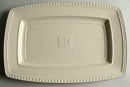 Forum Collection 16'' Rectangular Tray