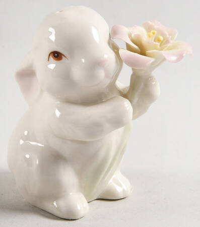 Easter Figural Salt Shaker