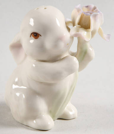 Easter Figural Pepper Shaker