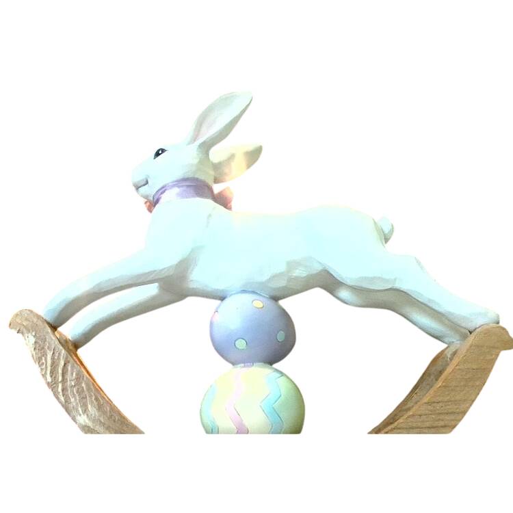 Easter Figural Centerpiece