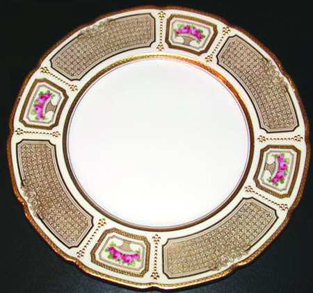 H44B (Scalloped) by Lenox
