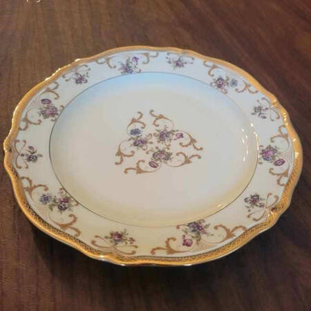 LEL17 Luncheon Plate