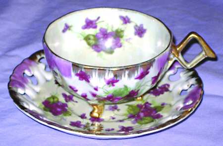 20336 Footed Cup & Saucer Set