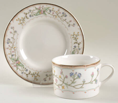 Flat Cup & Saucer Set