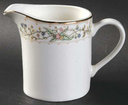 Wellesley Creamer