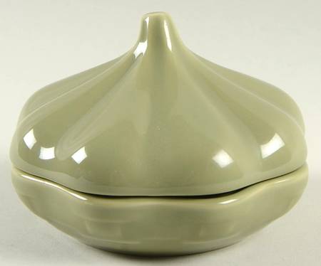 Woven Traditions Sage Garlic Baker & Lid