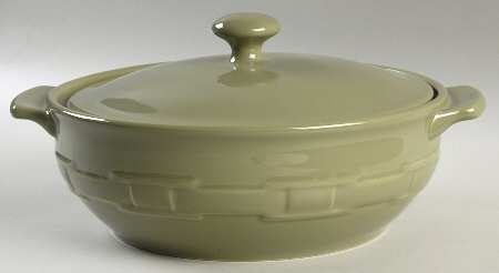 Woven Traditions Sage 2 Qt Round Covered Casserole