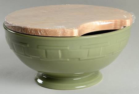 Woven Traditions Sage 10" Footed Bowl & Wood Lid