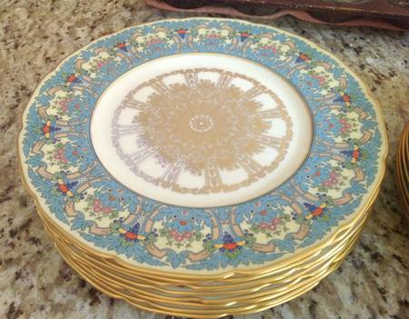 J453 (Scalloped) by Lenox