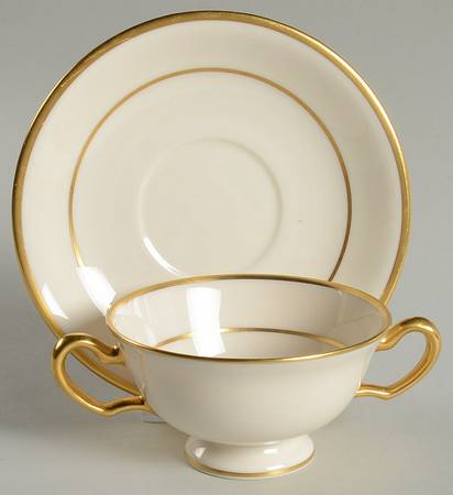 S34 Footed Bouillon Cup & Saucer