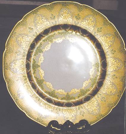 E382G Green (Scalloped) by Lenox
