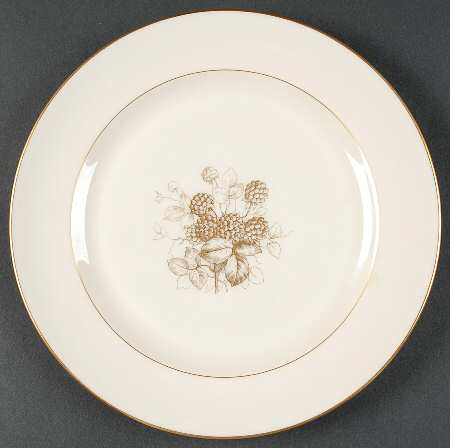 P312 Luncheon Plate