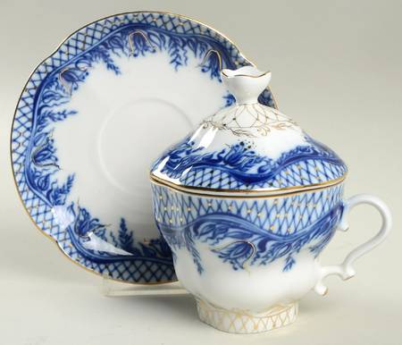 Blue Rhapsody Flat Cup & Saucer Set with Lid