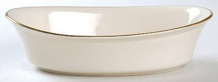 L31 8" Oval Vegetable Bowl