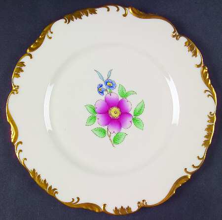 O438 Luncheon Plate