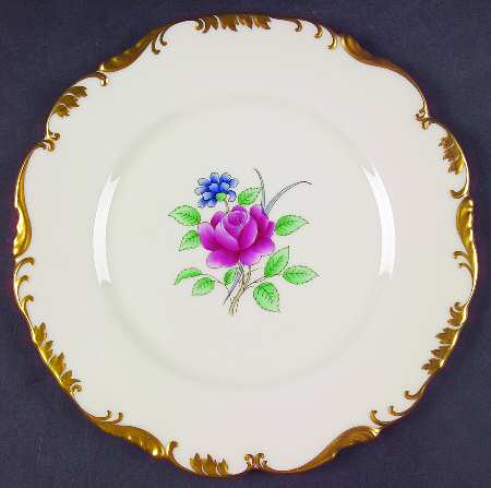 O438 Luncheon Plate