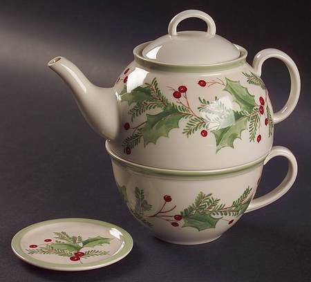 Holiday Gatherings Holiday Berry Individual Teapot & Lid w/Cup & Tea Bag Holder