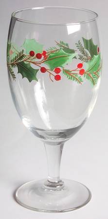 Holiday Gatherings Holiday Berry Glassware Iced Tea