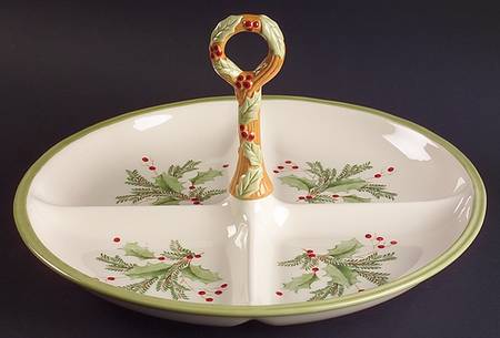 Holiday Gatherings Holiday Berry 4 Part Round Handled Carved Divided Server