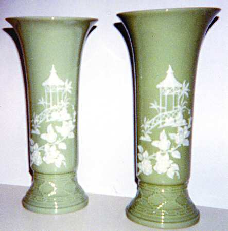 Pagoda Green 11" Vase