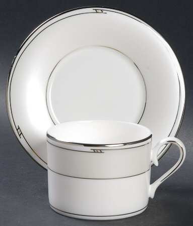 Tesoro Flat Cup & Saucer Set