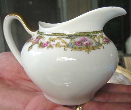 LNT226 Creamer