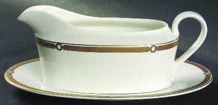Harness Gravy Boat & Underplate
