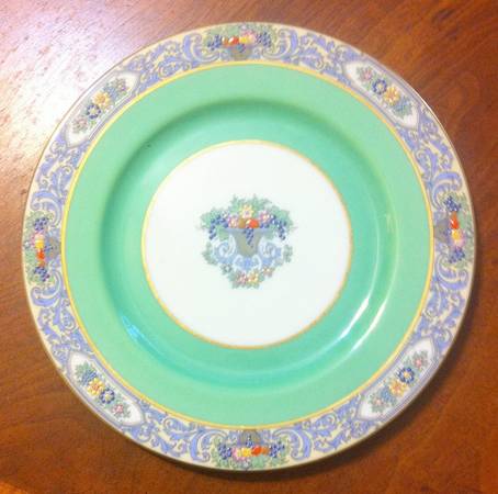 X77G Lettuce Green by Lenox