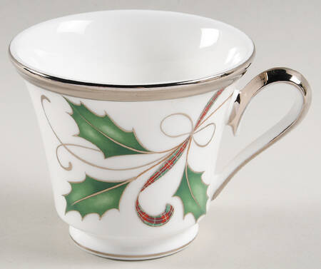 Holiday Nouveau Platinum (White) Footed Cup