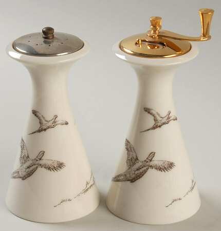 Giftware Salt Mill & Pepper Mill Set (SALMM1 & PEMM1)