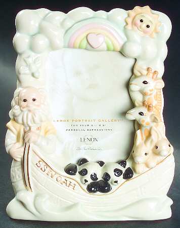 Noahs Ark Frame Holds 3 1/2" X 5"